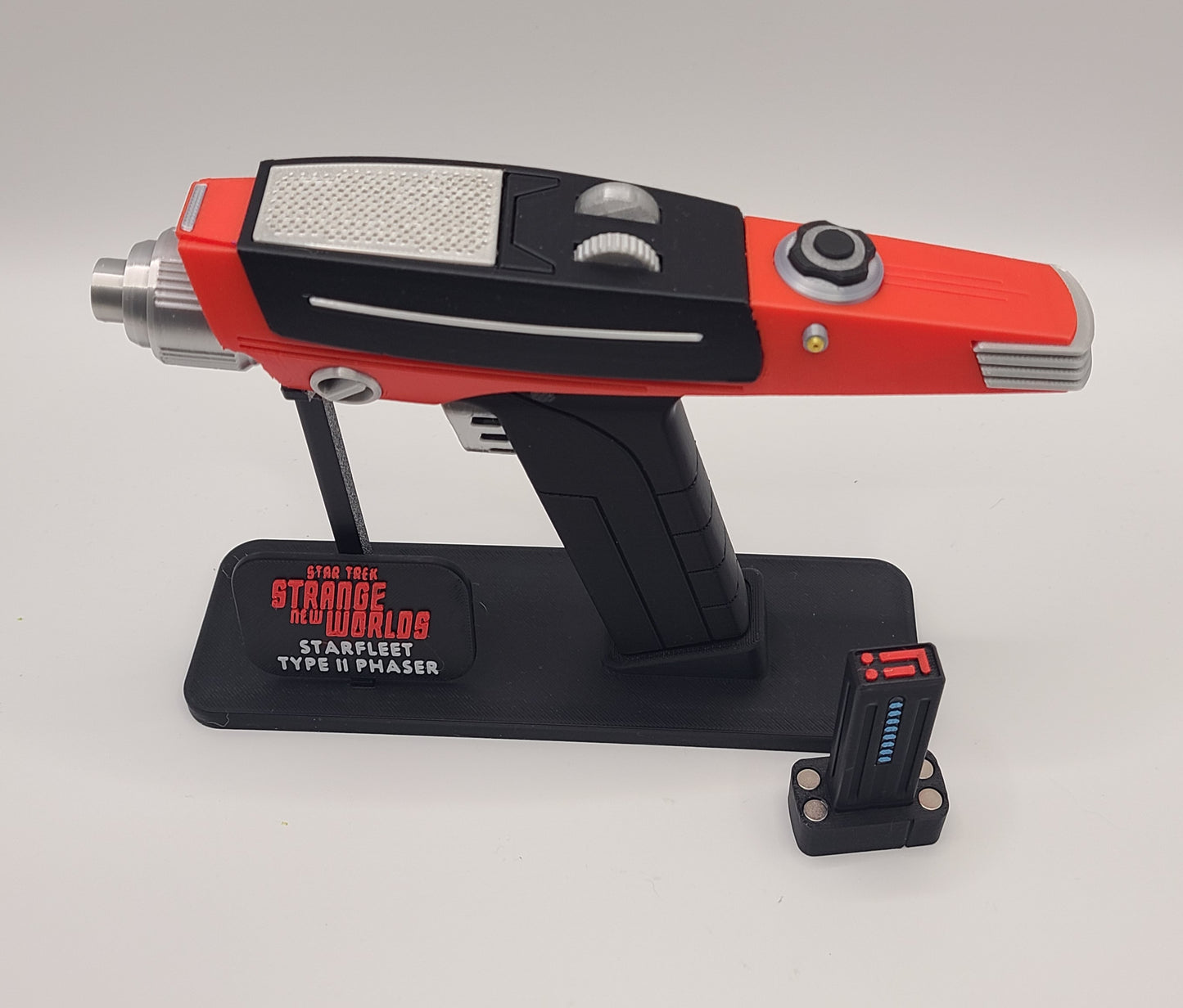 Star Trek SNW Phaser Replica (Red)