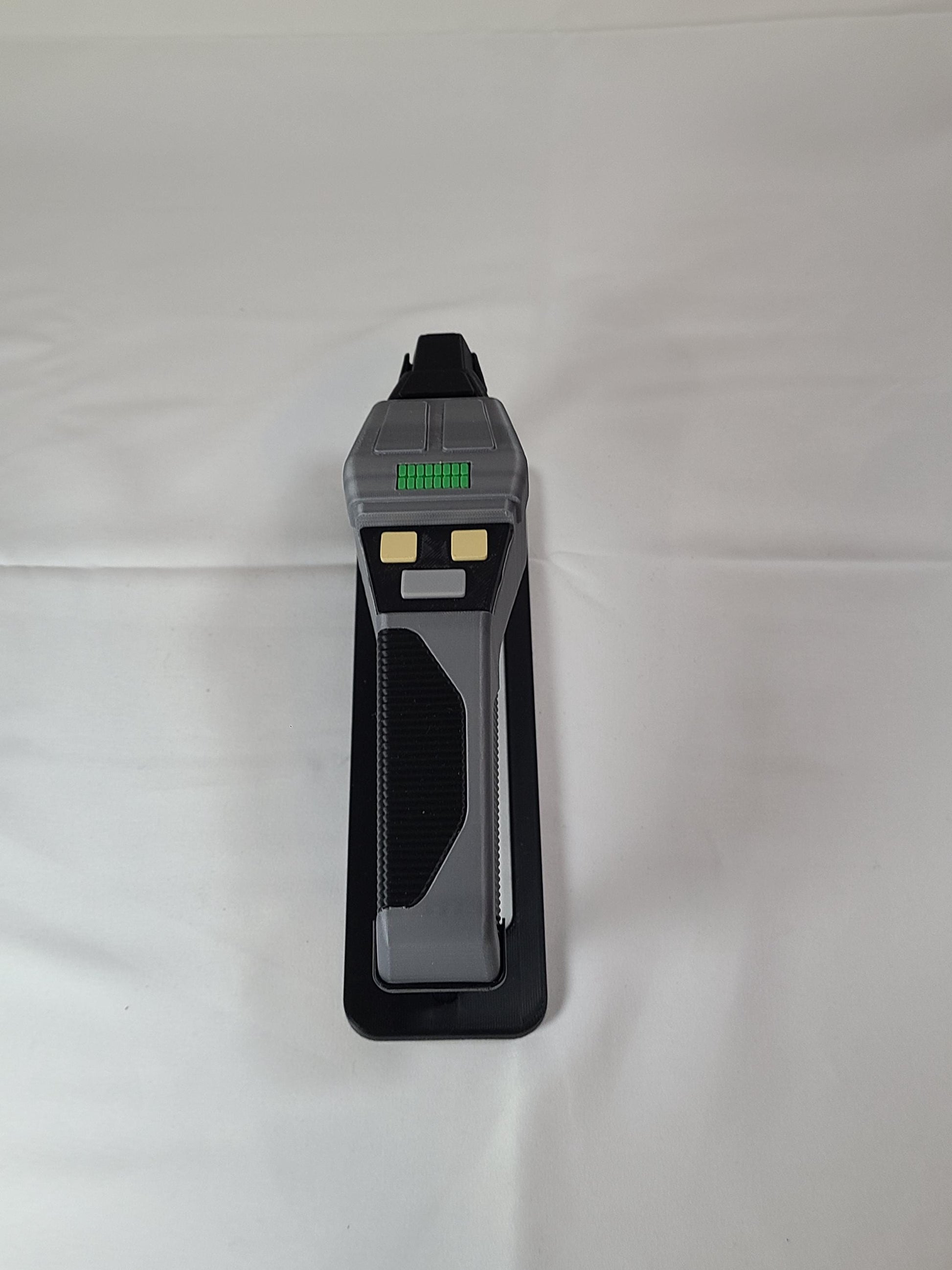 Cobrahead Phaser Replica with Display Stand & Nameplate | Sci-Fi Prop | 3D Printed Collector Display