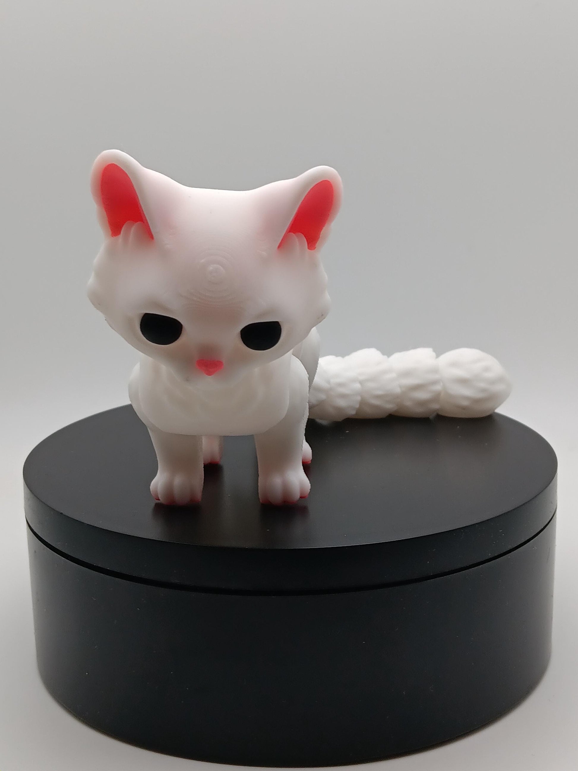 3D Printed Flexi Cat Figurine – PLA Fidget Desk Toy