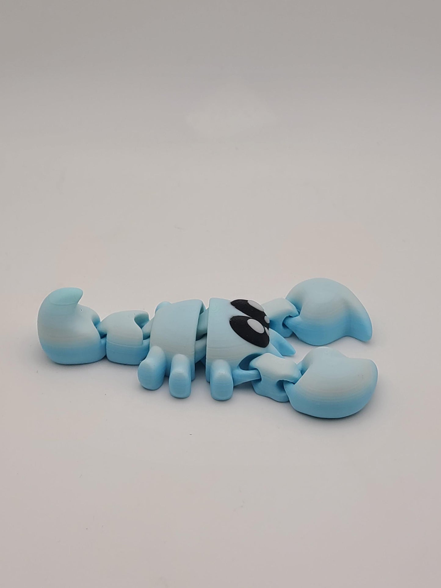 3D Printed Flexi Scorpion Keychain | Articulated Desk Toy | Poseable Scorpion Fidget Gift