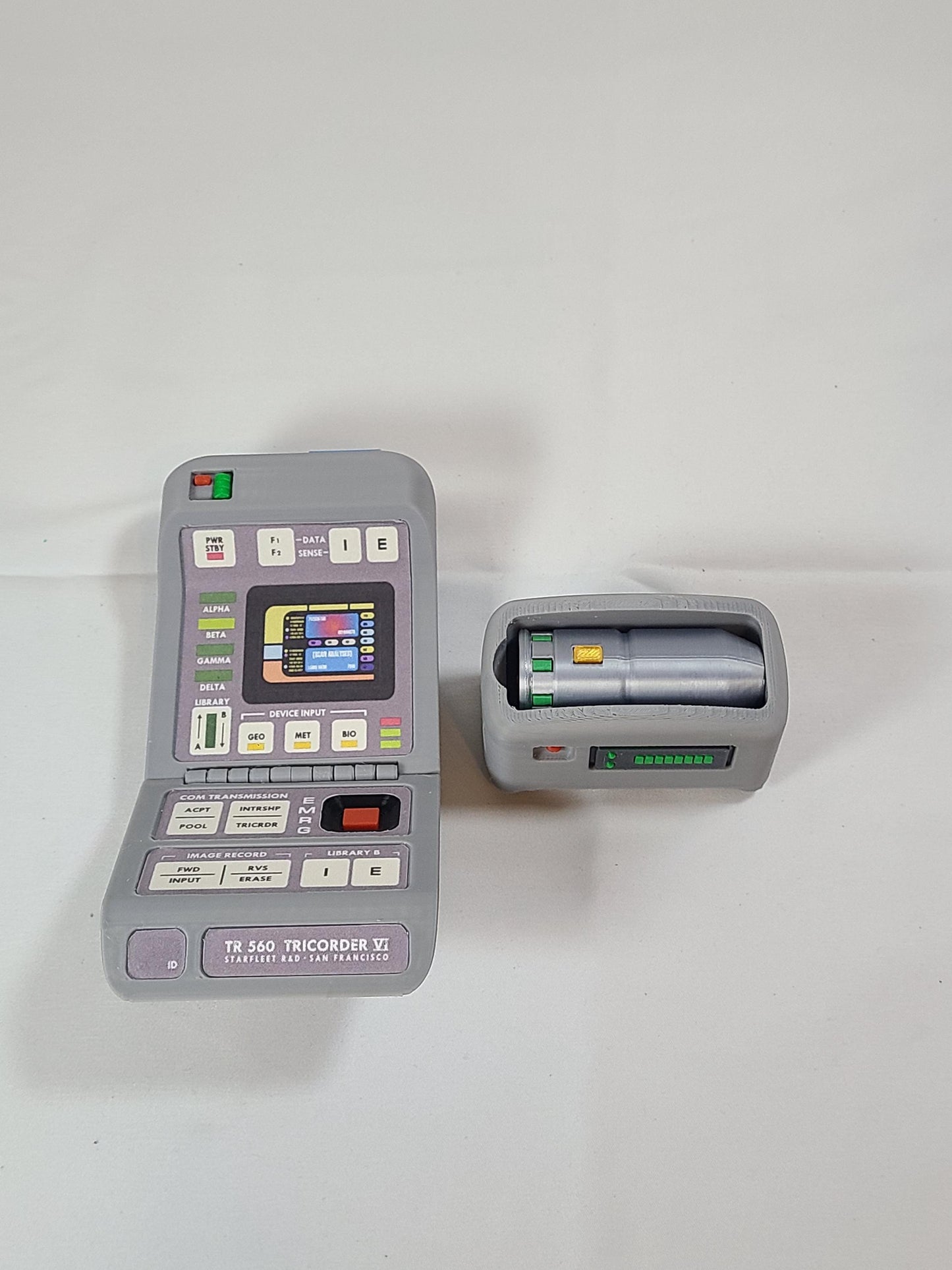 3D Printed TR-560 Tricorder Prop • Sci-Fi Cosplay, Fan Collectible