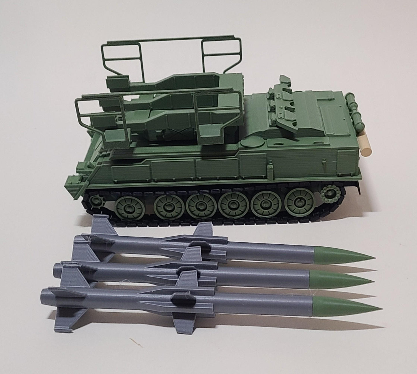 SA-6 Gainful Missile Launcher Model | 1/35 Scale, Working Tracks
