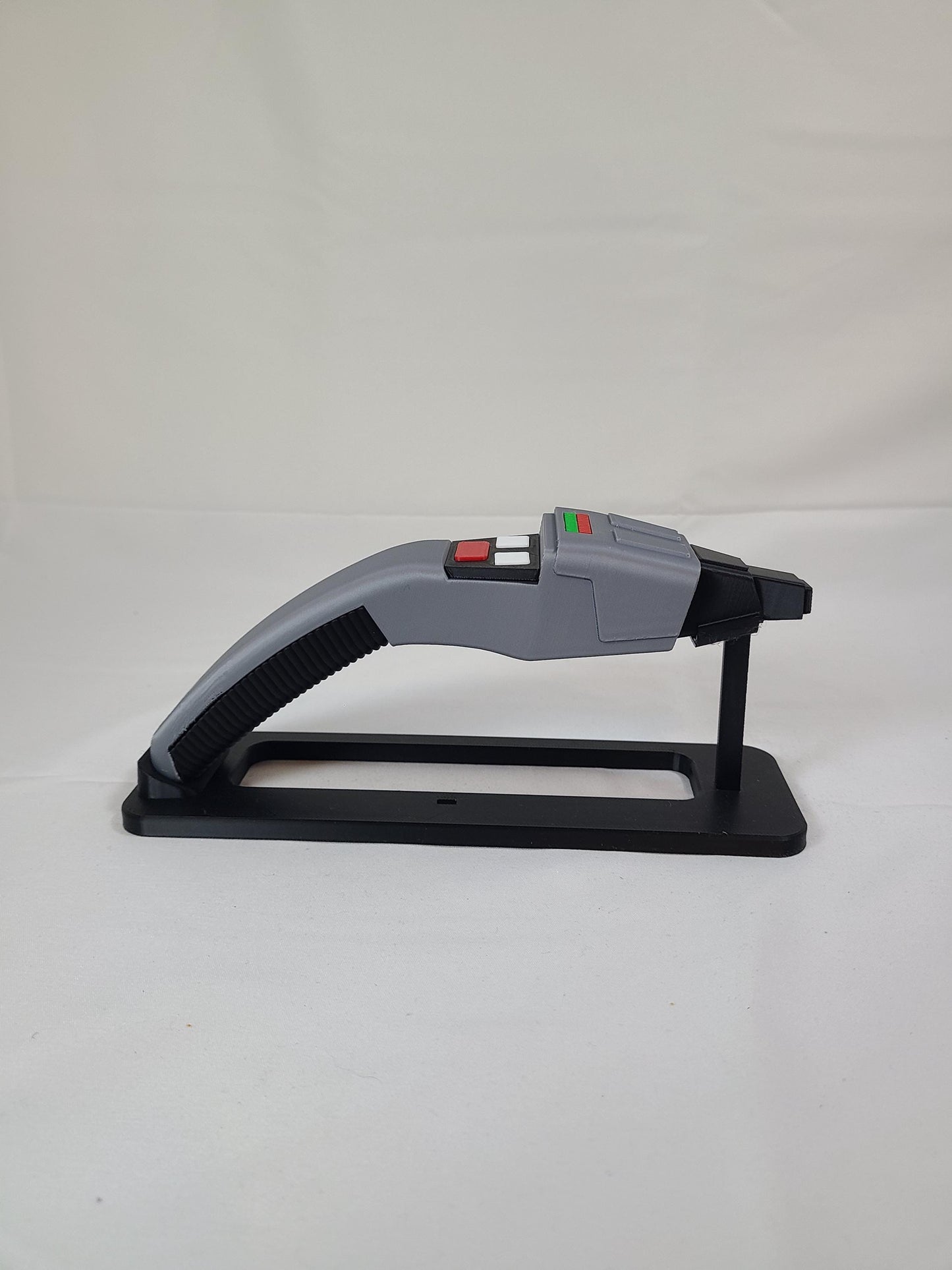 Type II Boomerang Phaser Prop | 3D Printed Sci-Fi Replica
