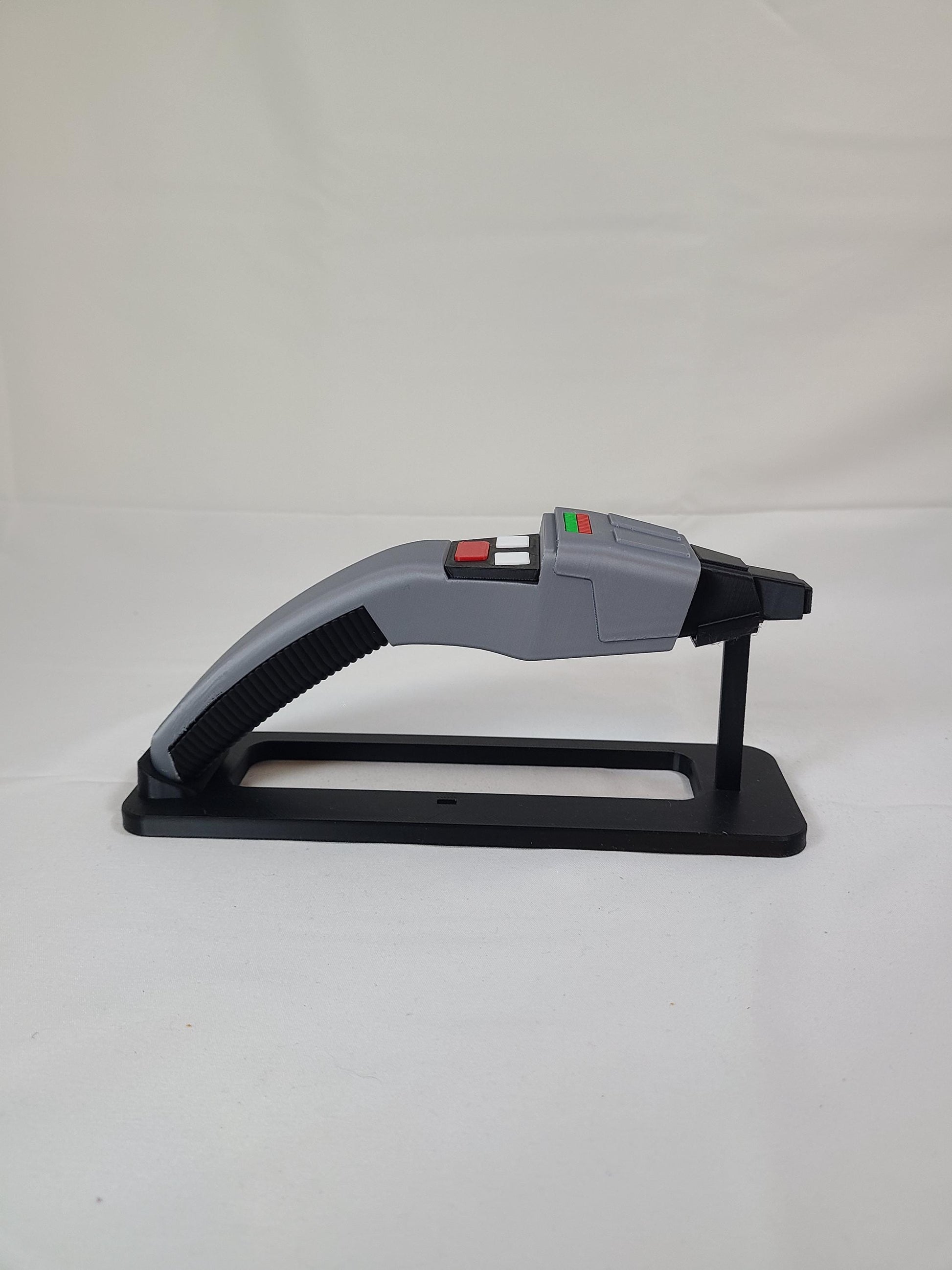 Type II Boomerang Phaser Prop | 3D Printed Sci-Fi Replica