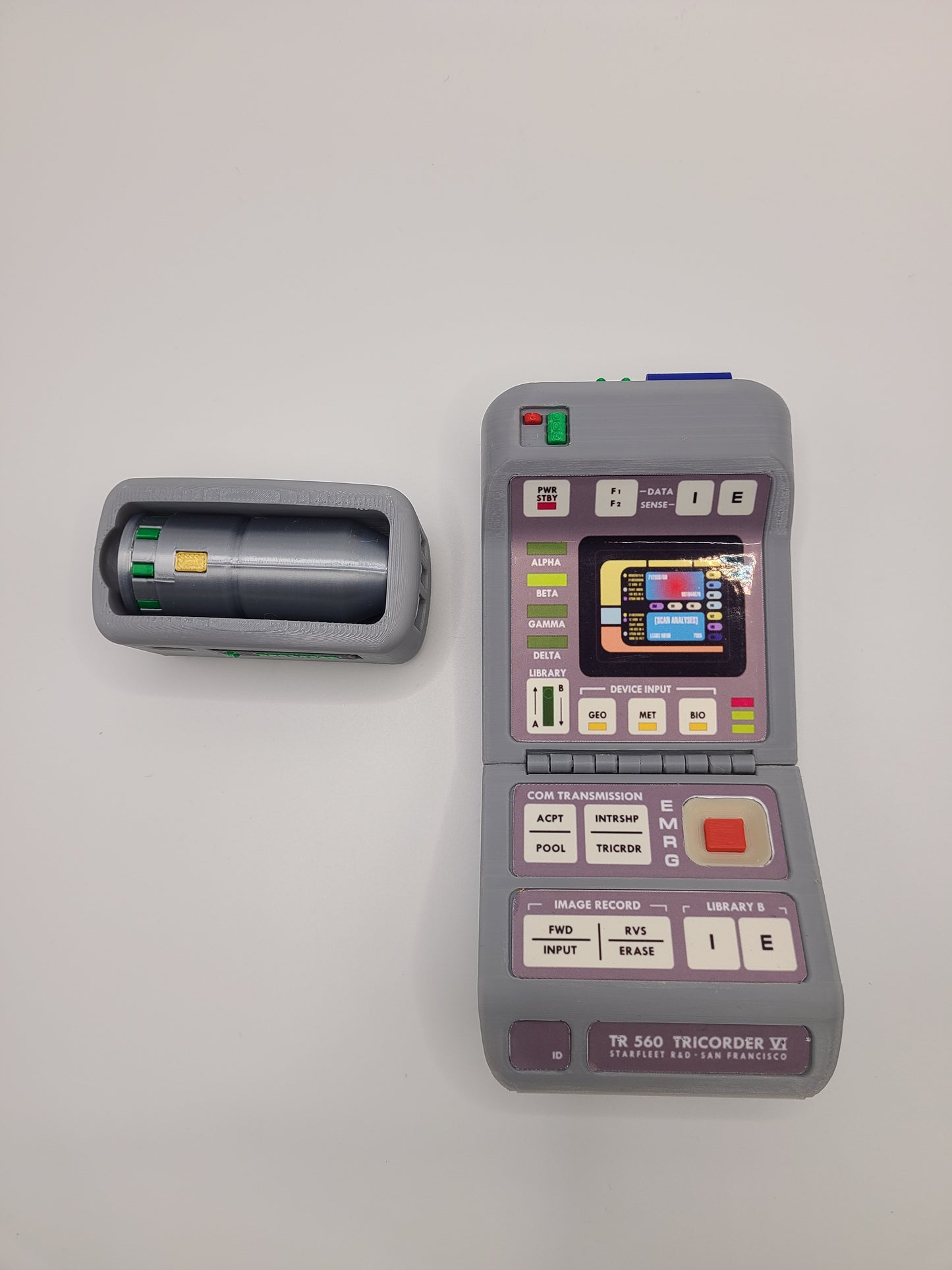 3D Printed TR-560 Tricorder Prop