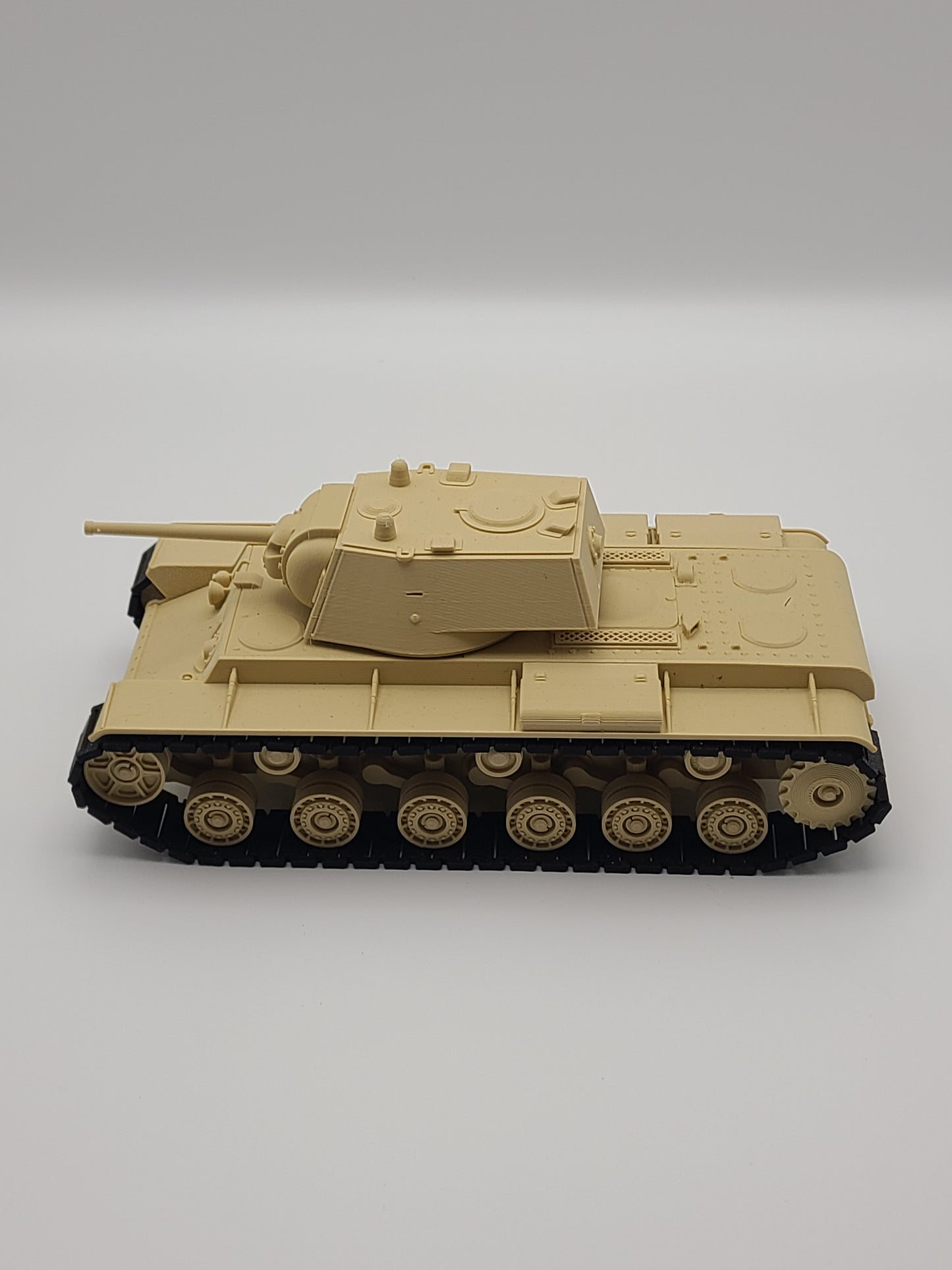 KV-1 Soviet Heavy Tank 1:35 Scale