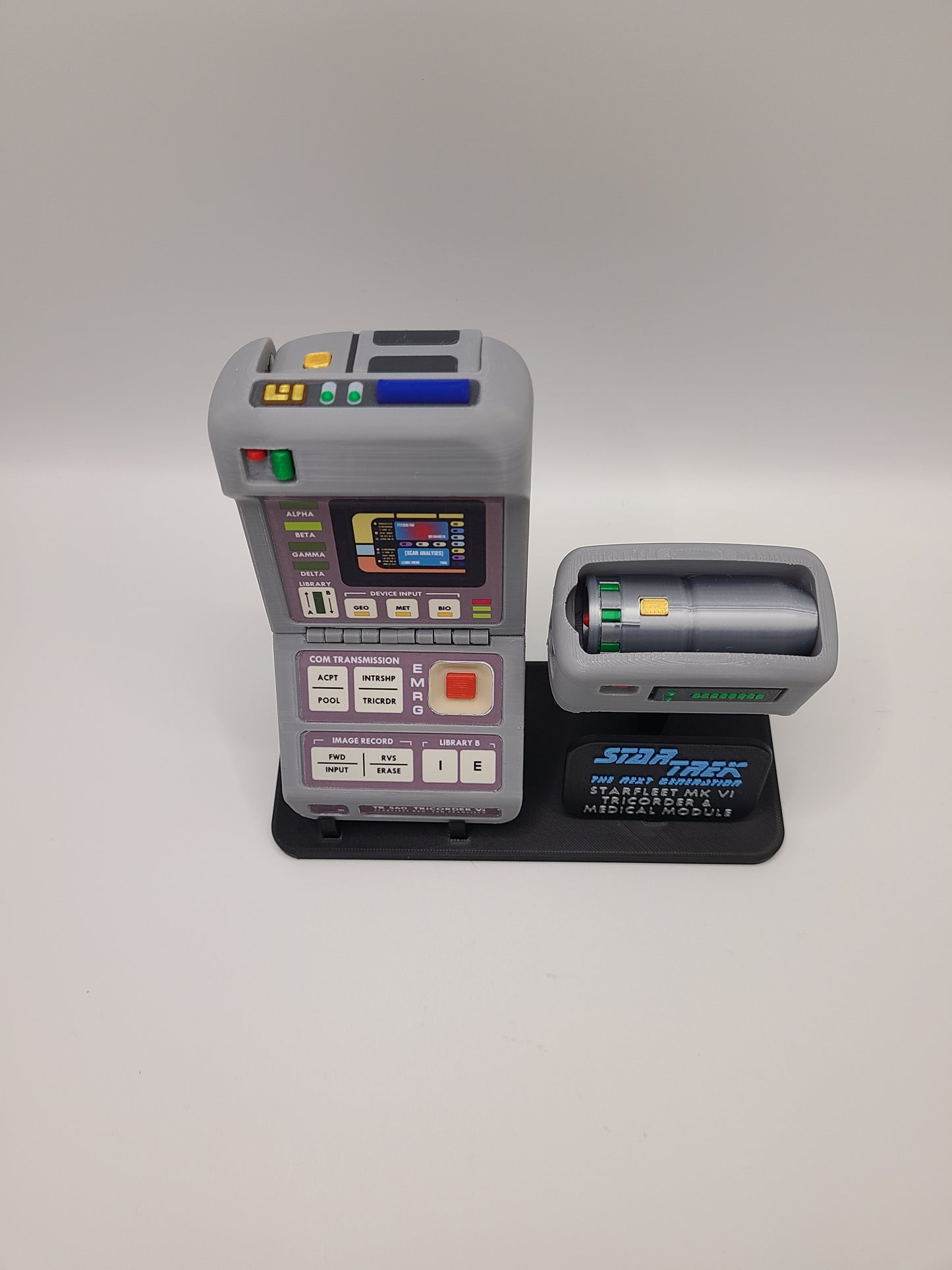 3D Printed TR-560 Tricorder Prop