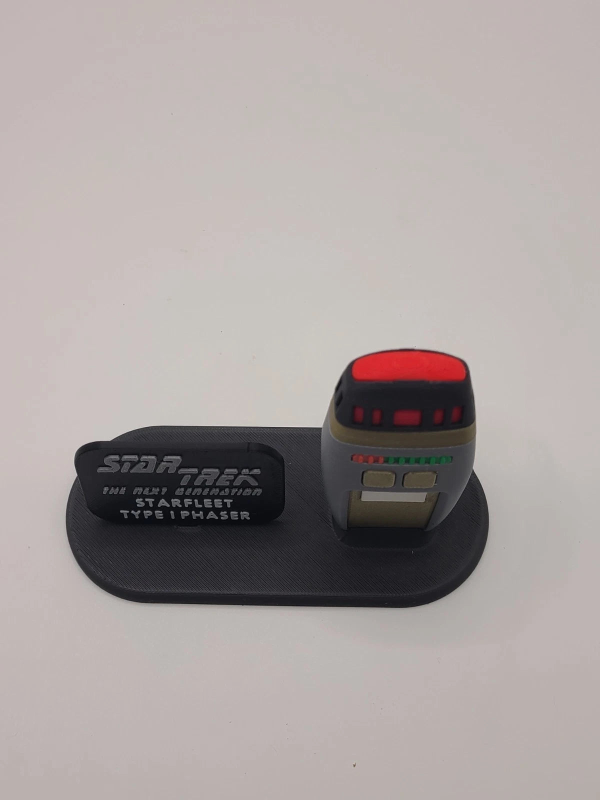 Star Trek The Next Generation Type I Phaser w/Stand 3D Printed